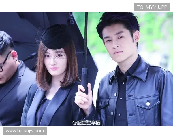 《超星星学园》免费观看：燃爆青春，星光不散场！